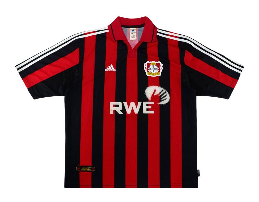 Bayer 04 Leverkusen 2001-2002 jersey